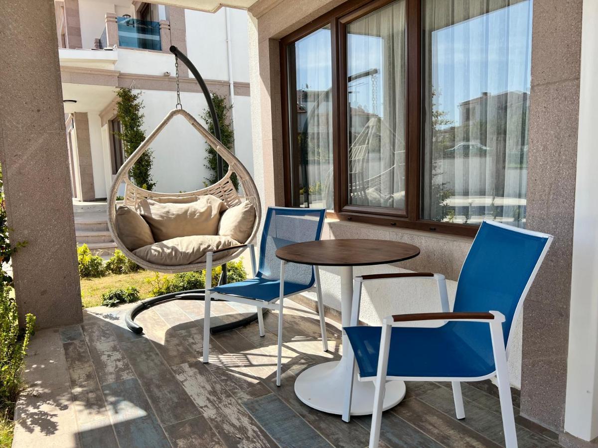 Rota Seaside Otel Cunda Exterior photo