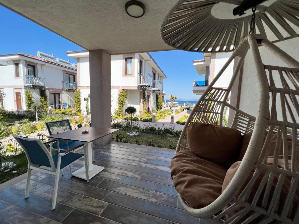 Rota Seaside Otel Cunda Exterior photo
